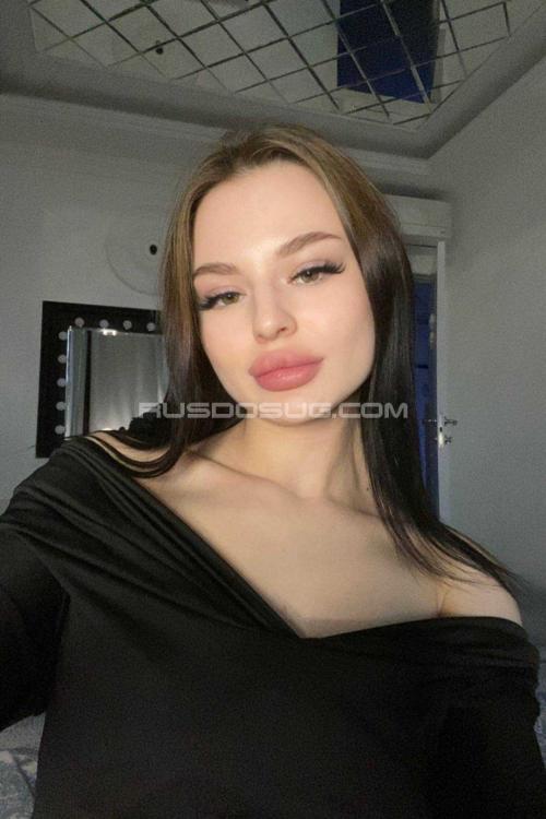 Проститутка Арина, Питера у метро Пионерская