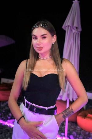 Проститутка Мария волшебница, Питера у метро Ладожская