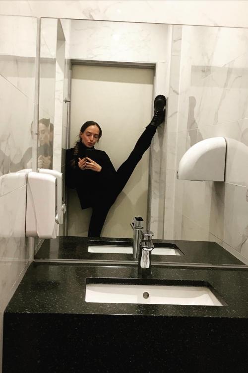 Проститутка Екатерина, Москва у метро Тверская Проститутка Екатерина, Москва у метро Тверская